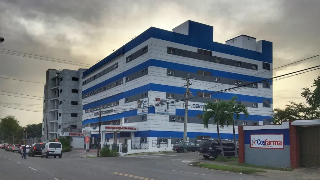Centro Médico Moderno, Santo Domingo, cirujano urologo santo domingo | Dr. Robert Mejía C., cirujano urólogo, dr. robert mejia