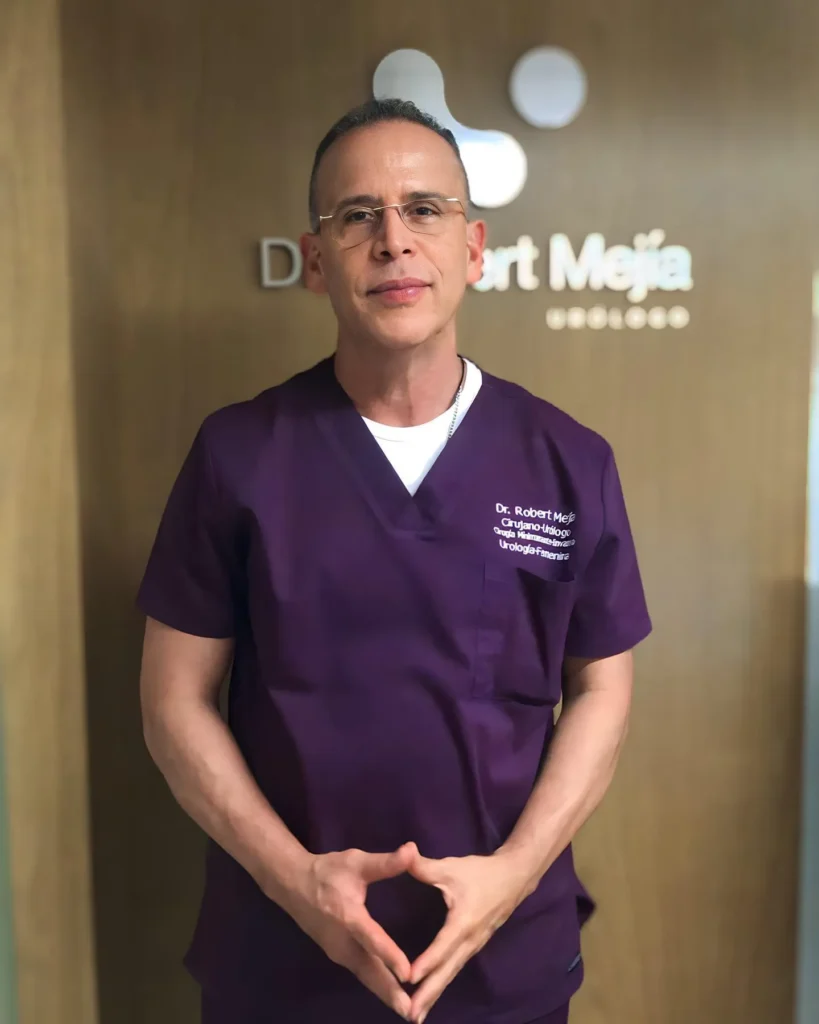 Dr. Robert Mejía, Cirujano Urólogo | Santo Domingo, circuncision santo domingo